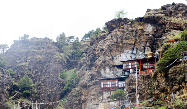 Bumdra Lhakhang