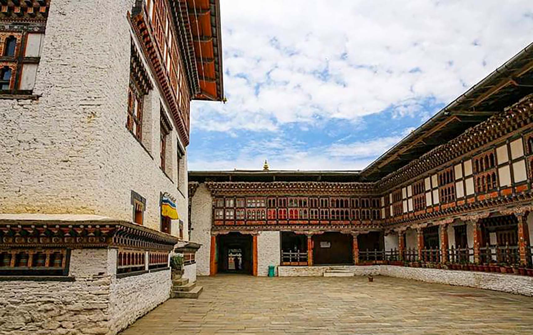 Mongar dzong