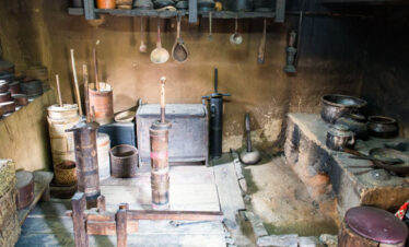 4 days Bhutan Tour also lets you visit Simply Bhutan live Museum