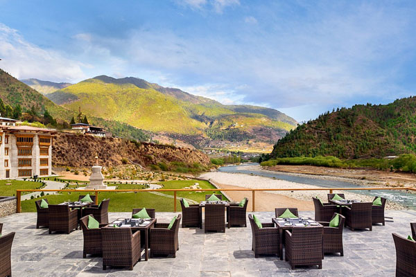 Travel to Bhutan from Russia. Bhutan Luxury Tour with Le Meridien Paro Riverfront