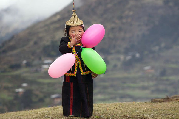 Little girl of Laya