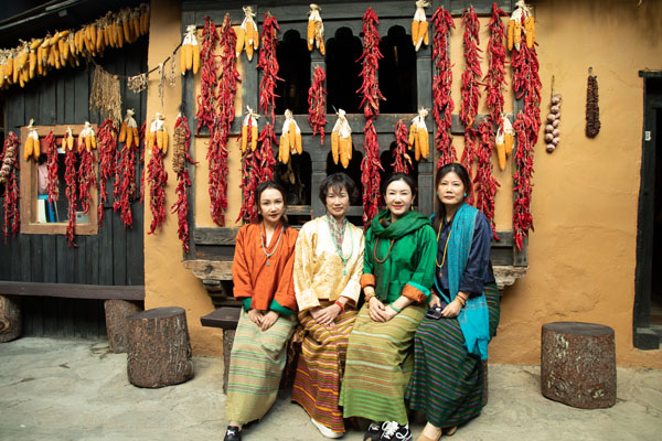 Travel to Bhutan from Sweden. Tourist in Bhutanese Attire