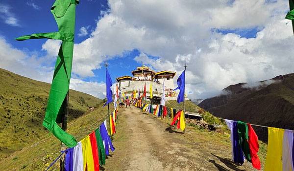 Celebration of the Restored Lingzhi Yugyal Dzong