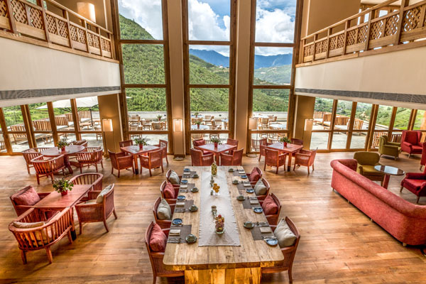 Restaurant inside seating with view