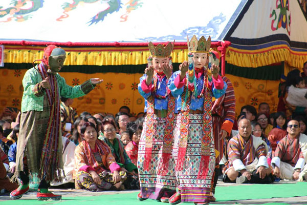 Couple Mask dance